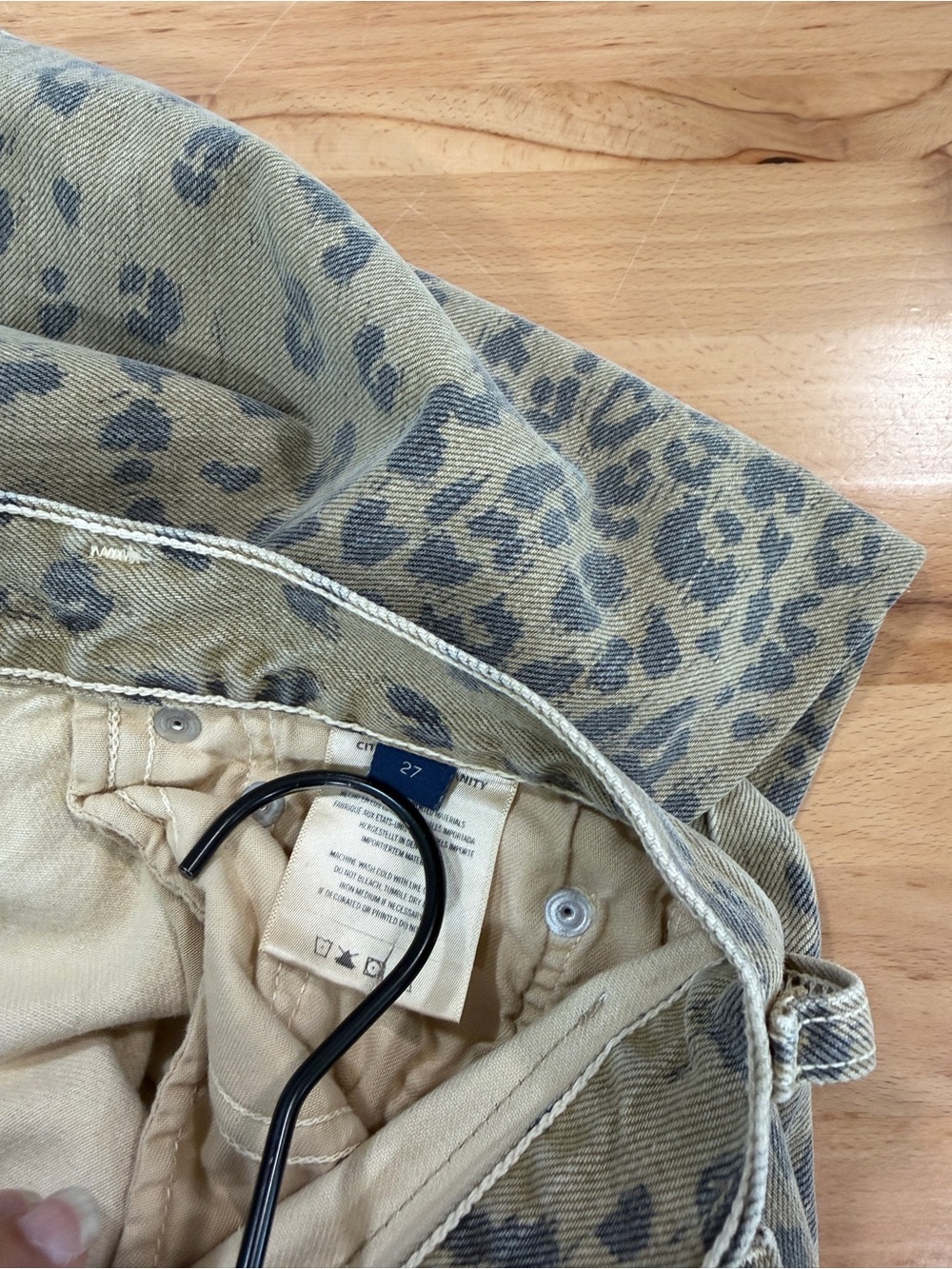 Citizens Of Humanity Miro Cheetah Print Barrel Jeans Tan Black NWOT 27 - Picture 7 of 9